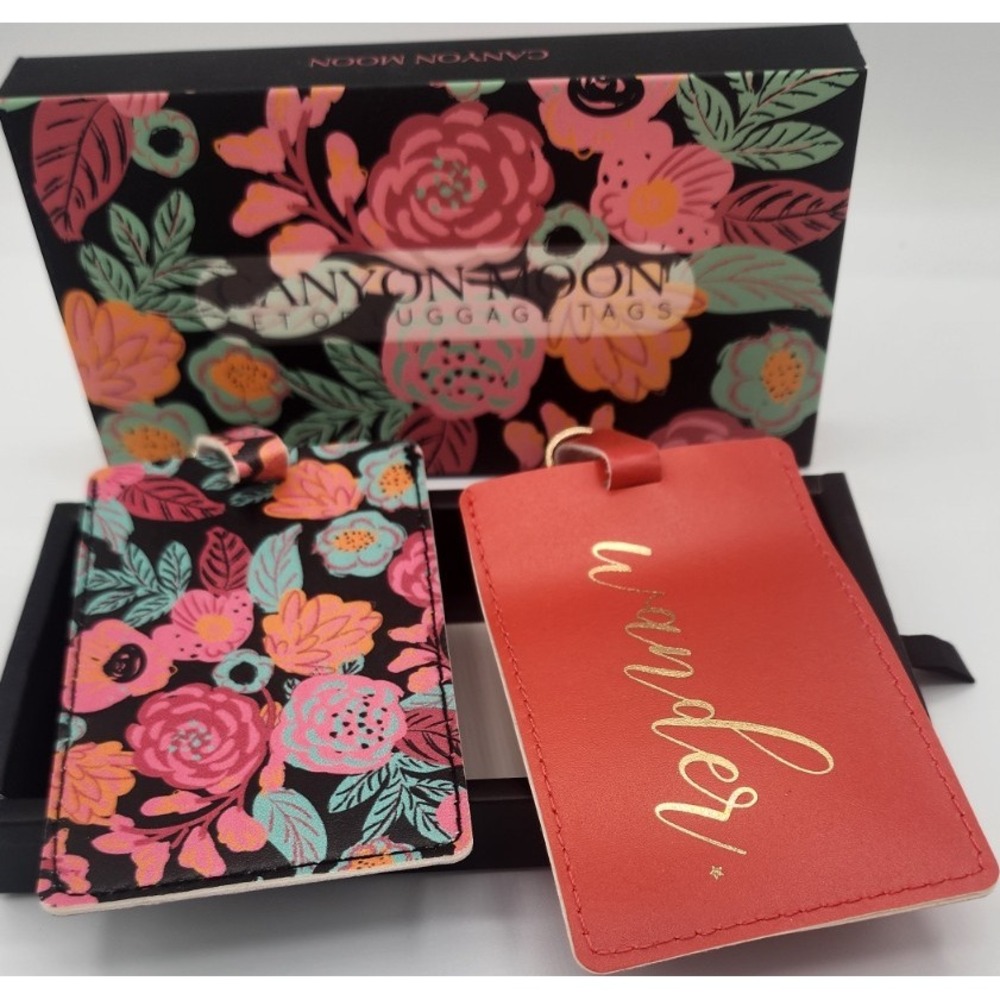 Canyon Moon Luggage Tags Set of 2 Floral Red Wander Faux Leather Travel Gift Box